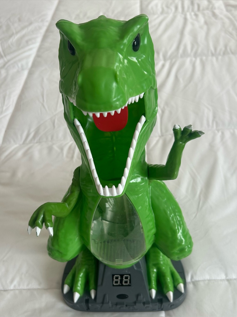 Dinosaur Shooting Toy Target Shooting Game no gun or balls. Works
